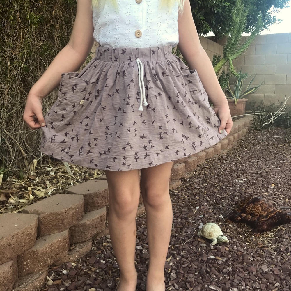 Purple Bird Design Girls Skirt ~ Size 8/9